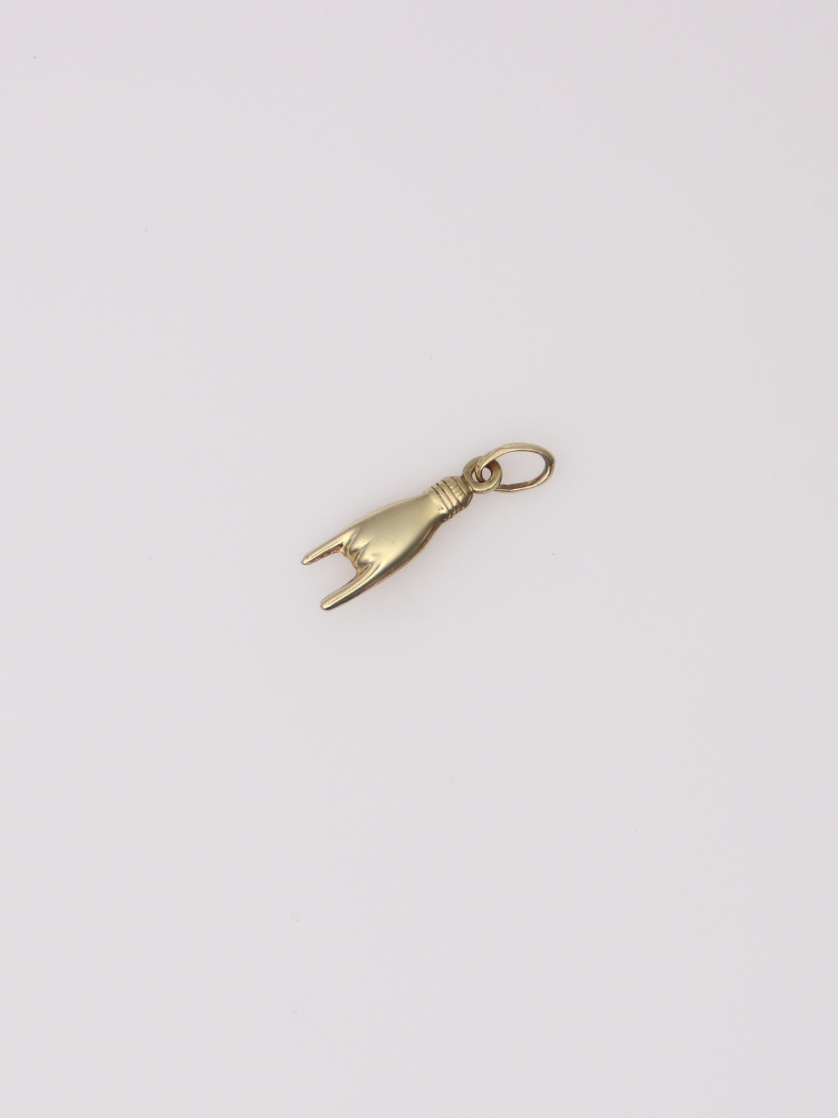 14K Yellow Gold Cornuta Hand Pendant