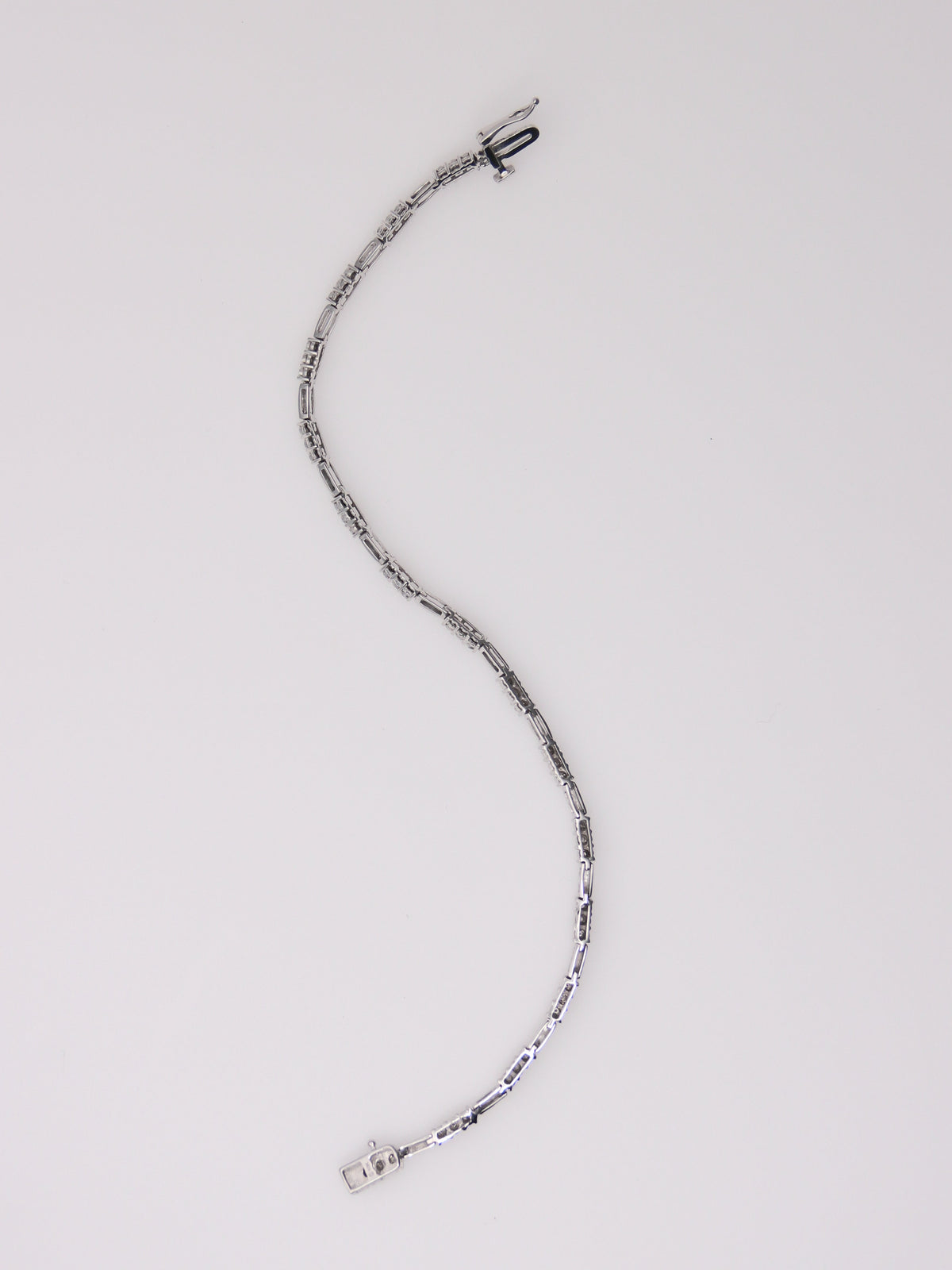 10K White Gold Diamond Link Bracelet