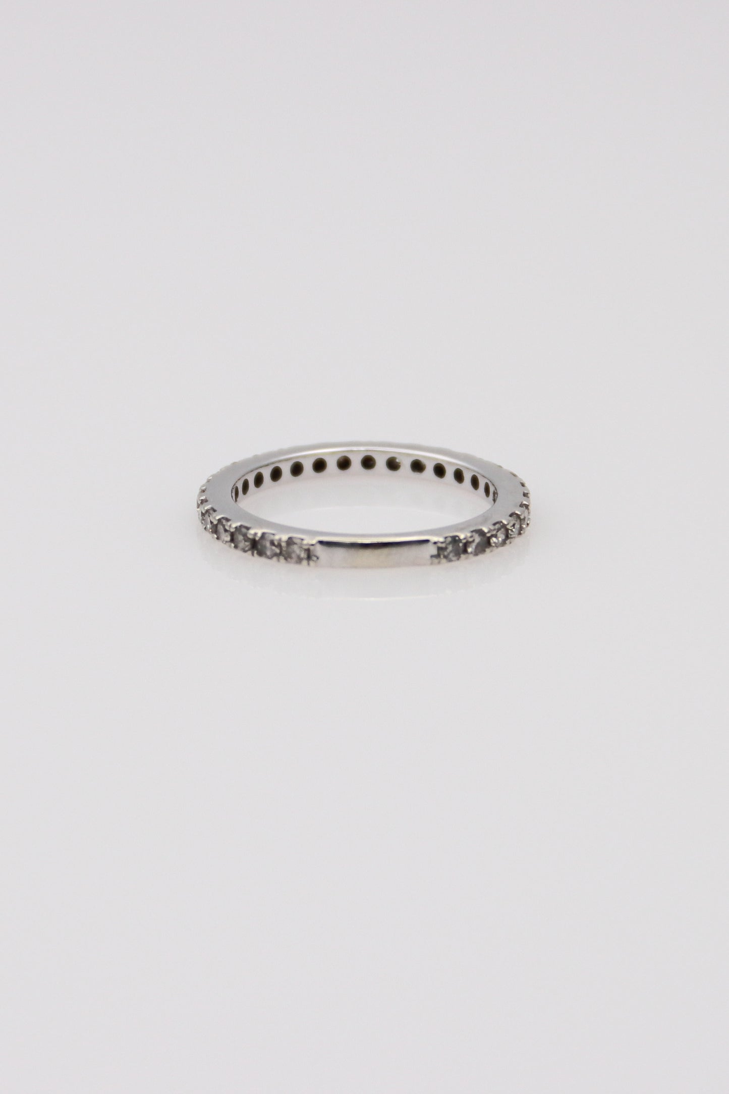 10K White Gold Diamond Eternity Band