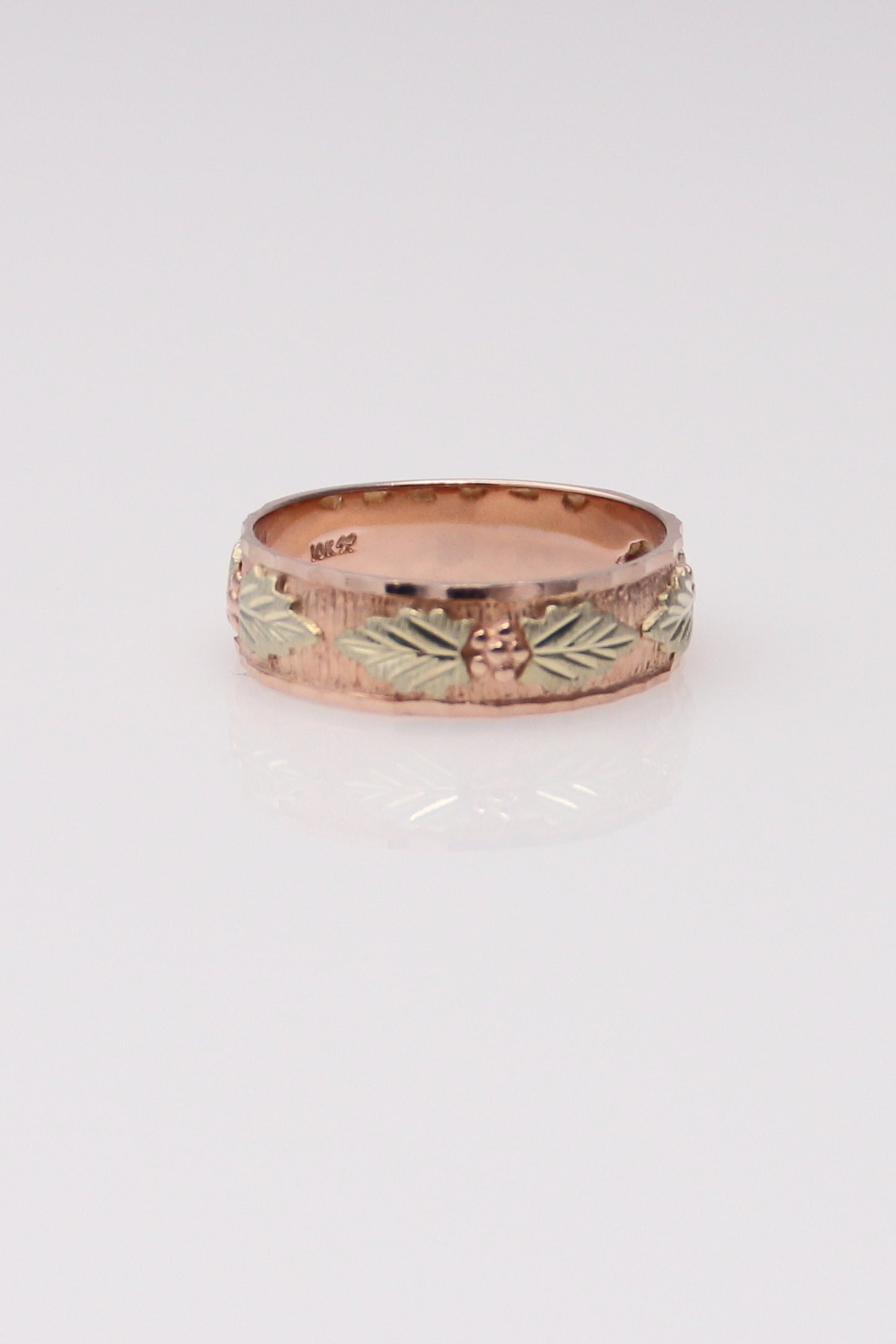 10K Two-Tone Berry Ring