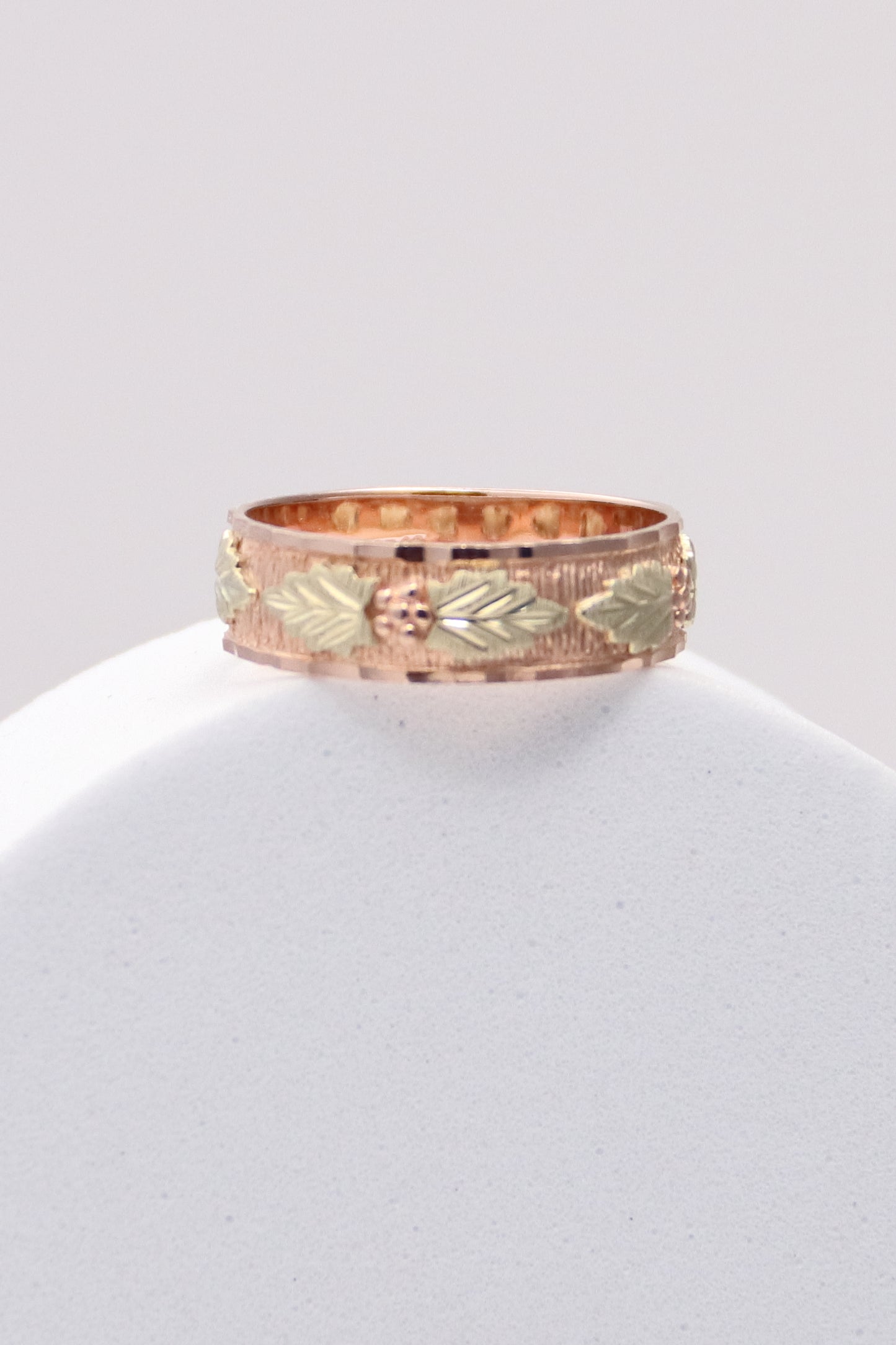 10K Two-Tone Berry Ring