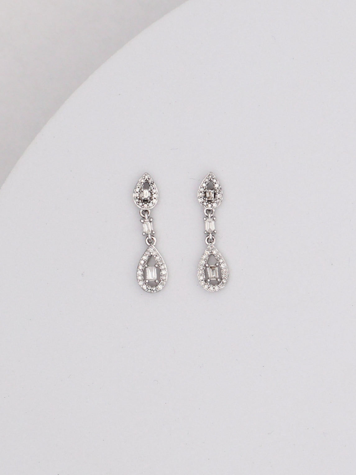 10k WG Pear Dangle Earrings