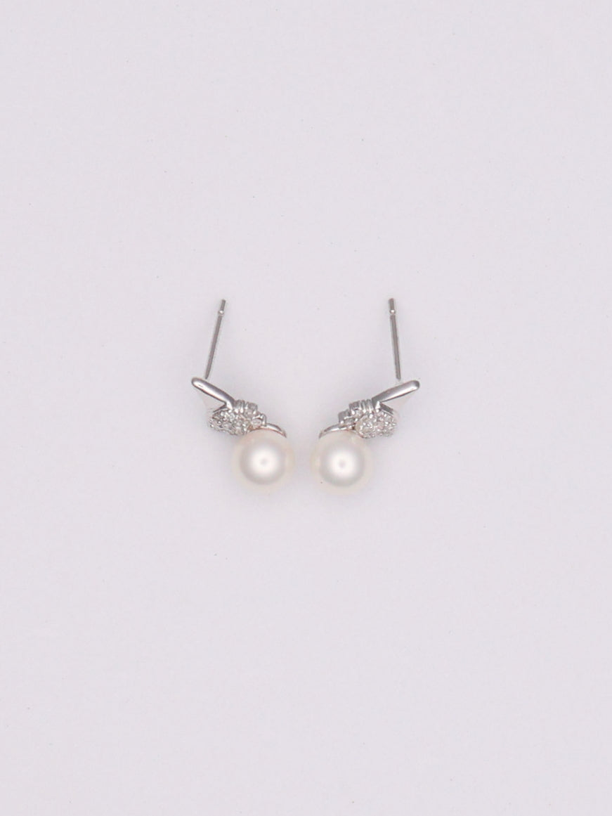 14k WG Pearl Earrings