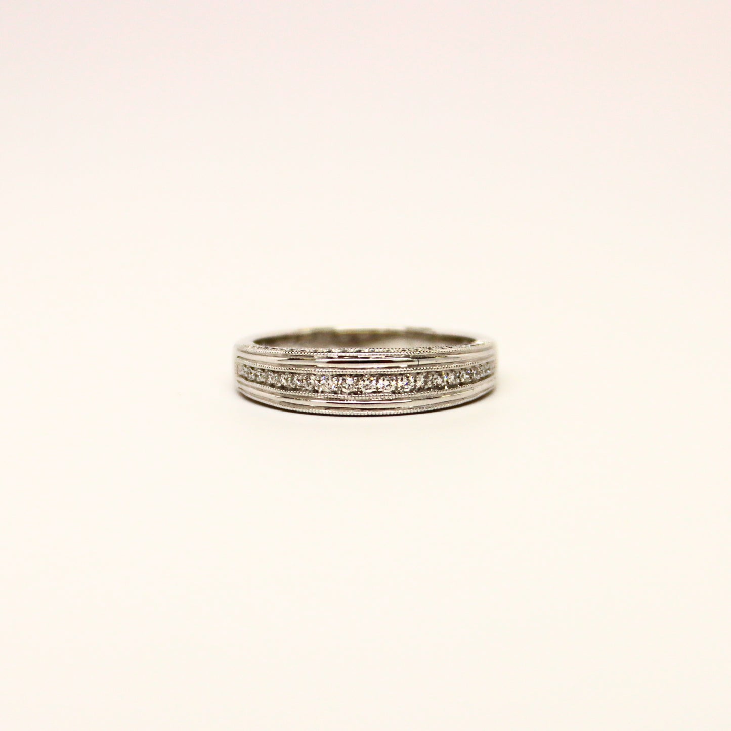 14k WG Diamond Band