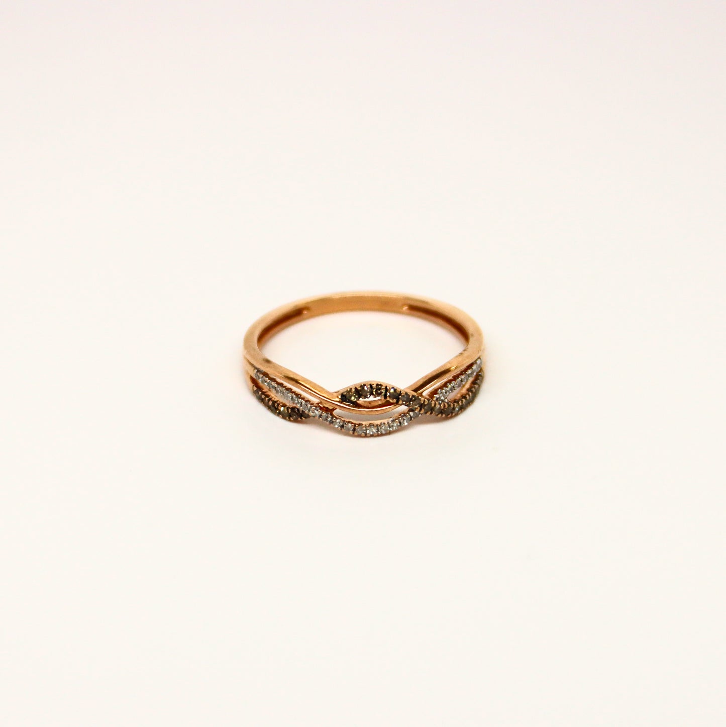 10k RG Diamond Twist Ring