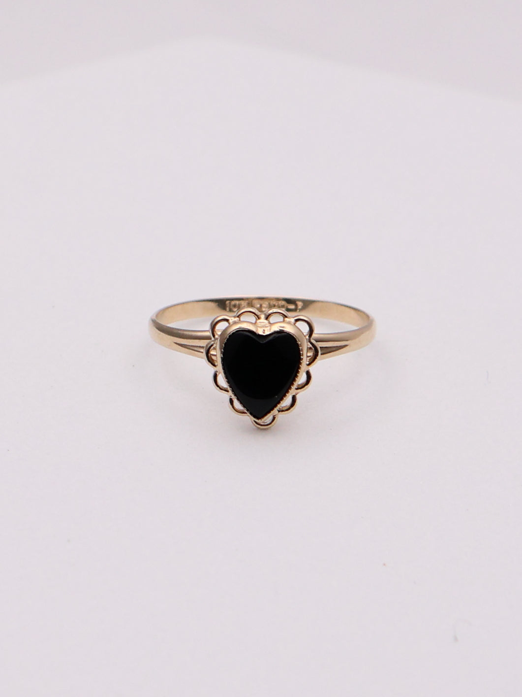 10k Black Heart Ring