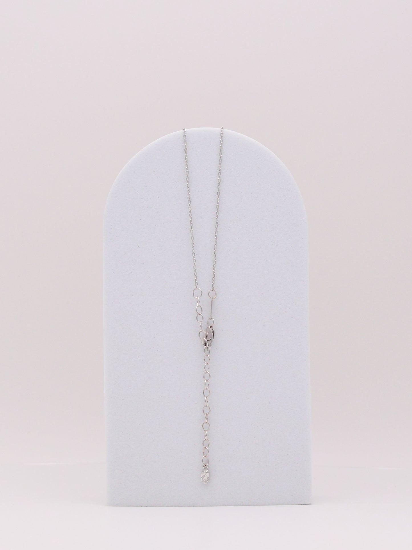 14k White Gold Dainty Necklace