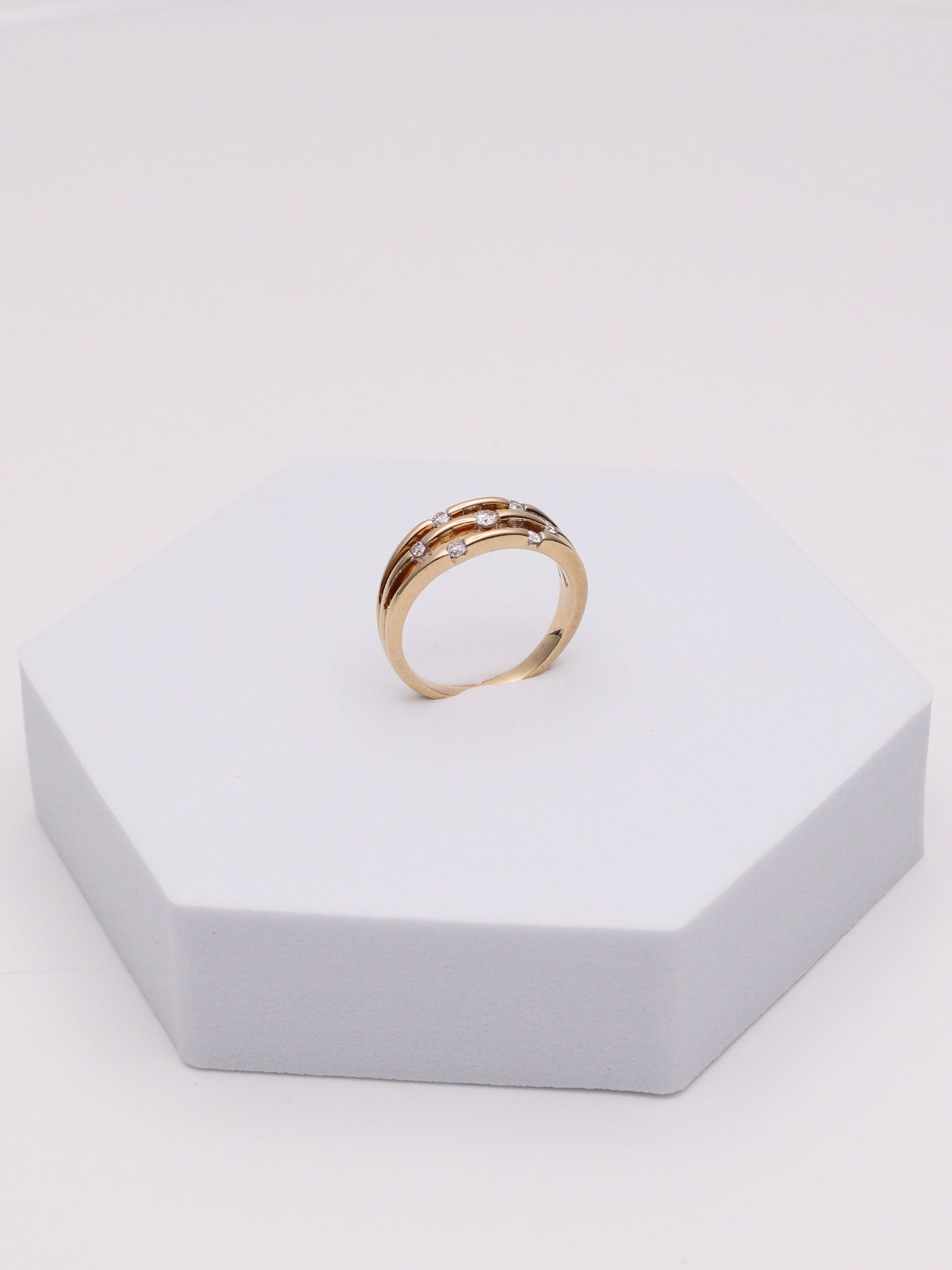 14k Diamond Orbit Ring
