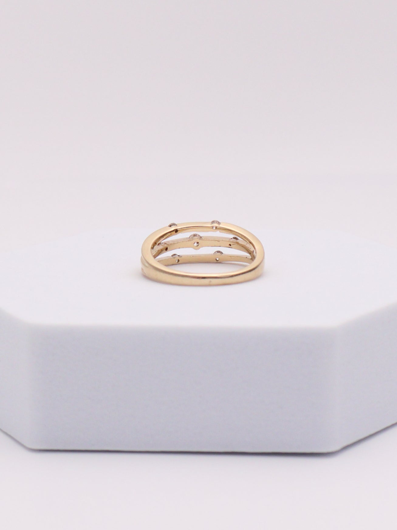 14k Diamond Orbit Ring
