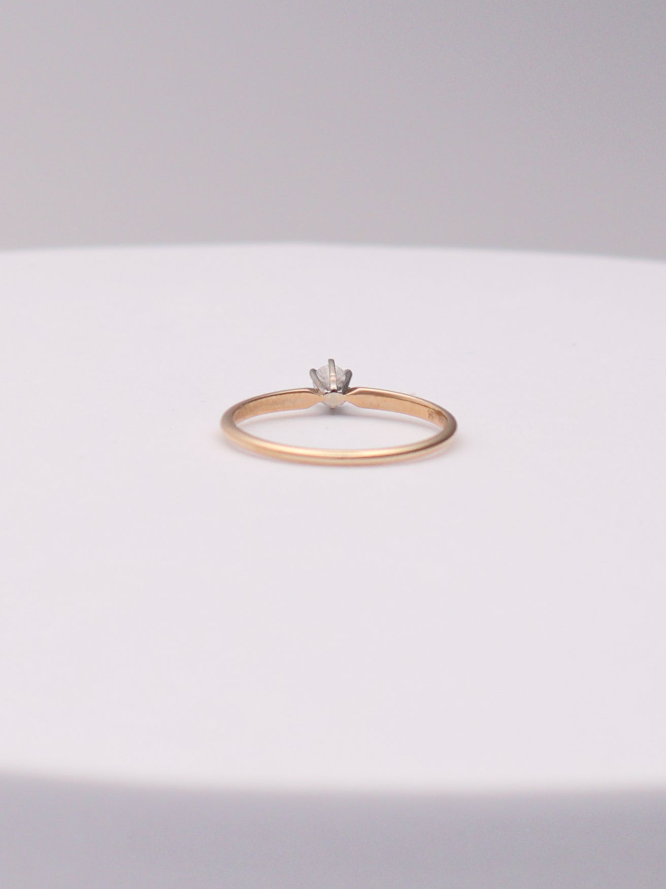 10k Round Diamond Solitaire Ring