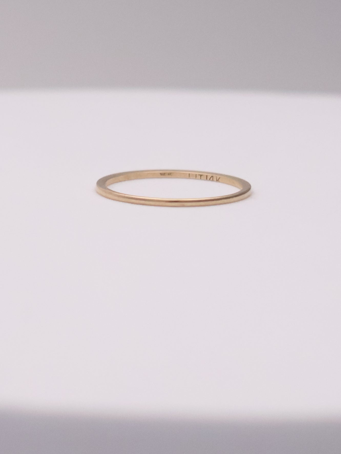 14k Thin Band Ring