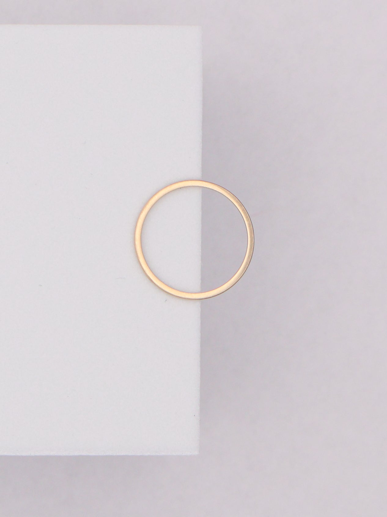 14k Thin Band Ring