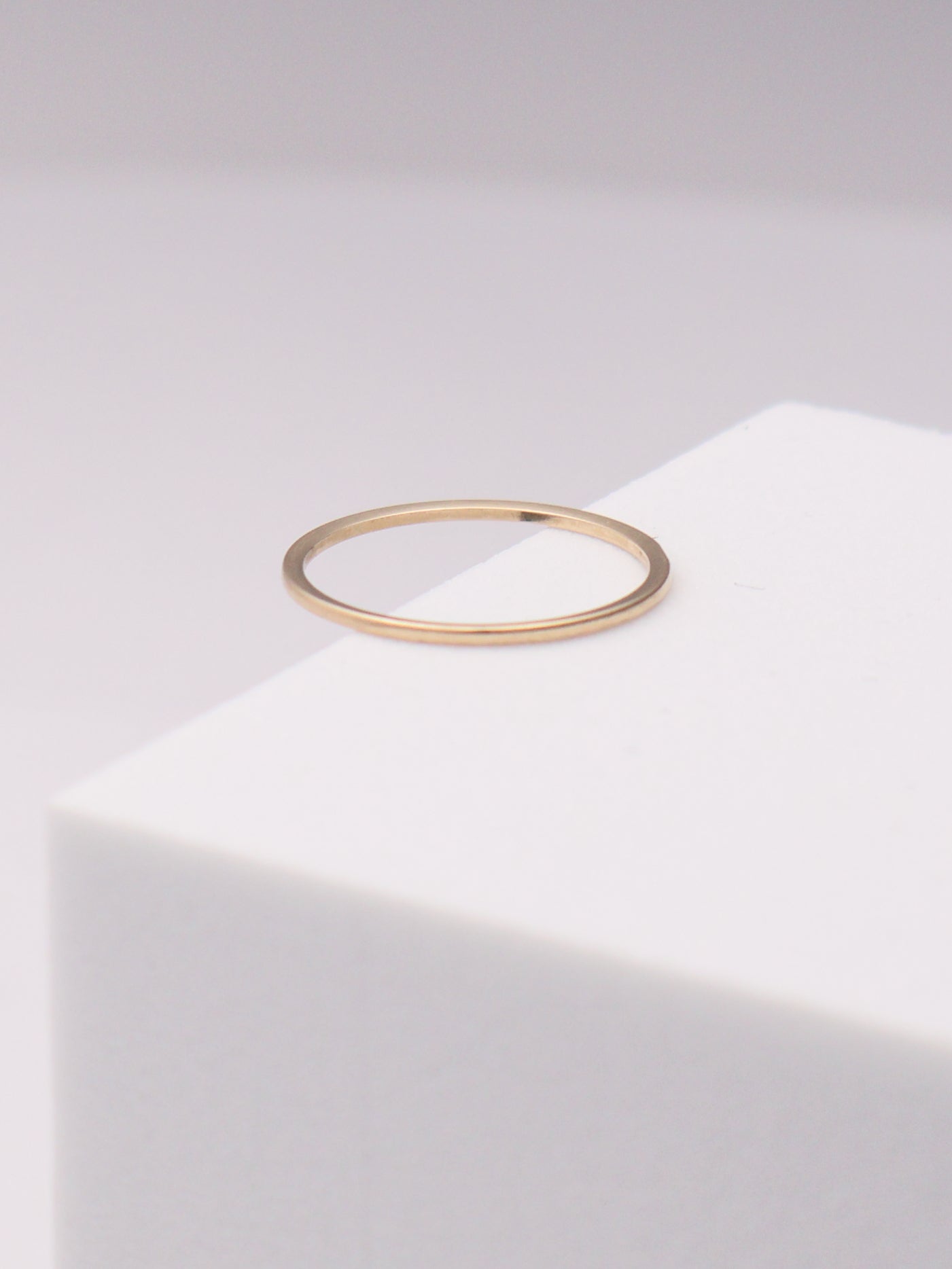 14k Thin Band Ring