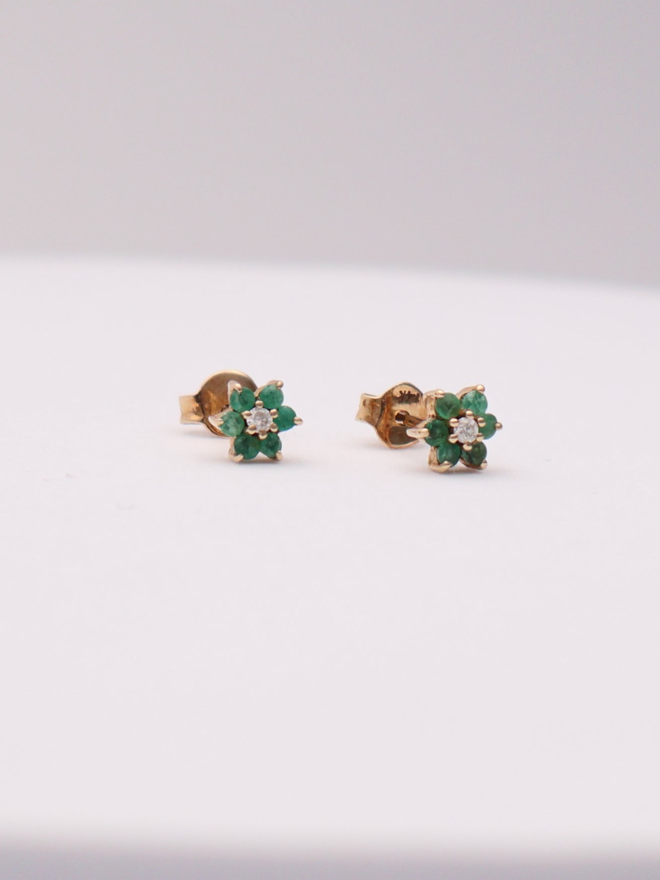 14k Green Flower Studs