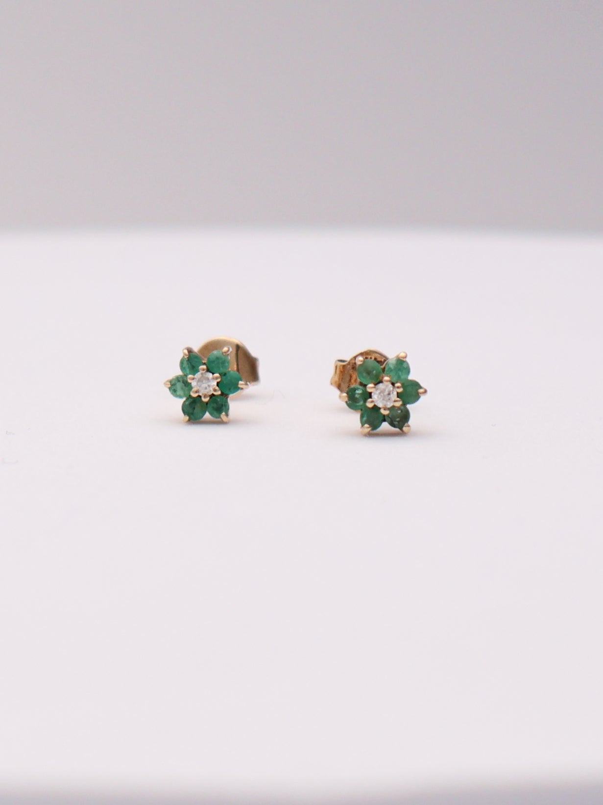 14k Green Flower Studs