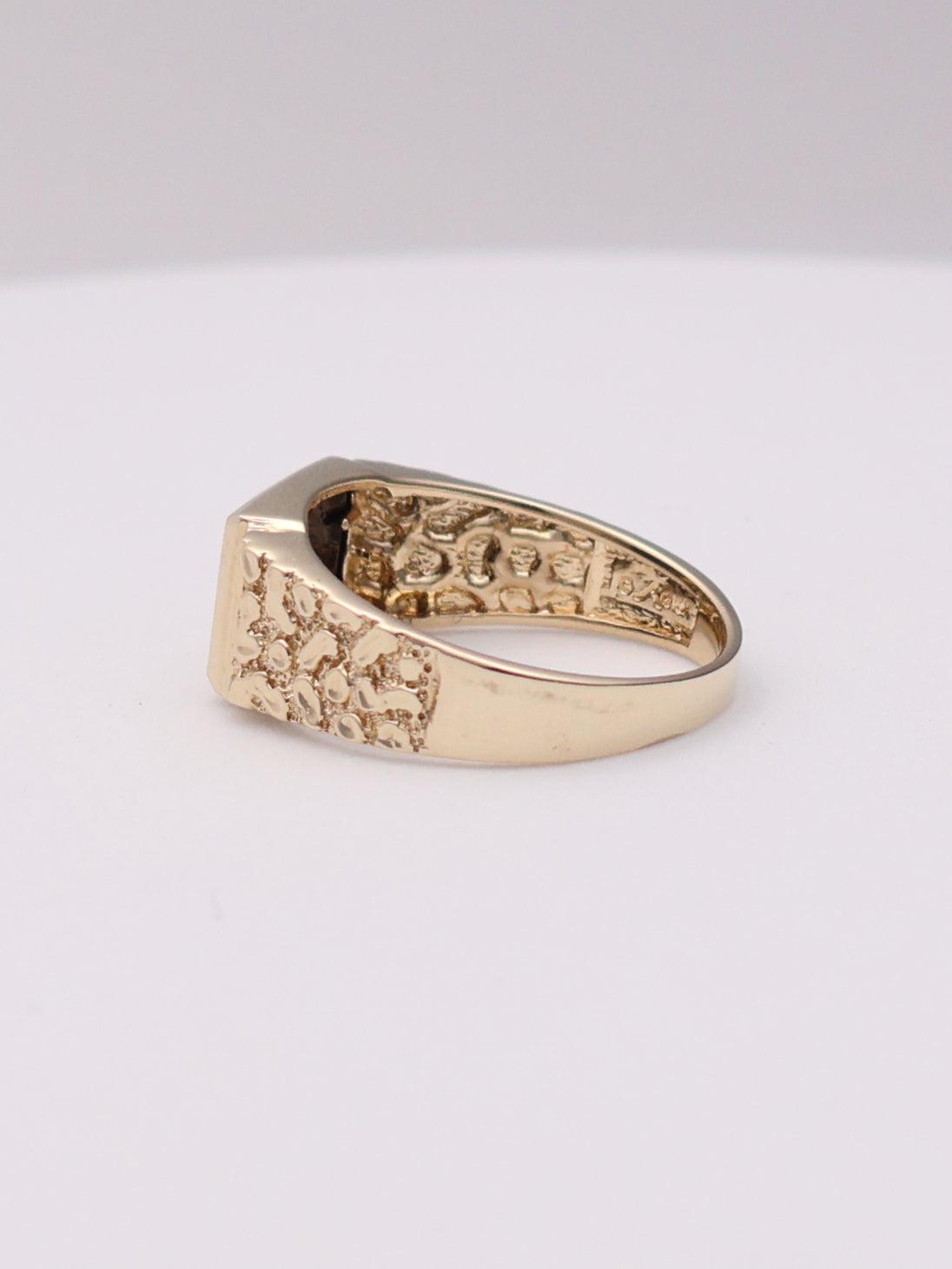 10k "DAD" Nugget Ring