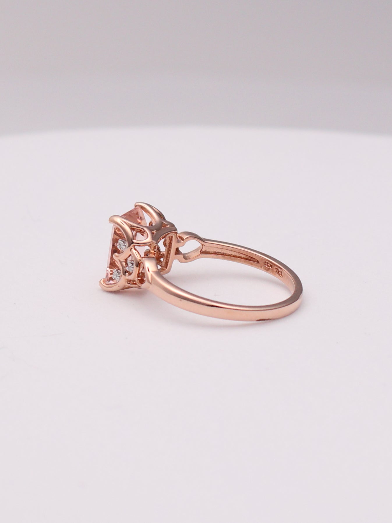 10k RG Pink Emerald Ring