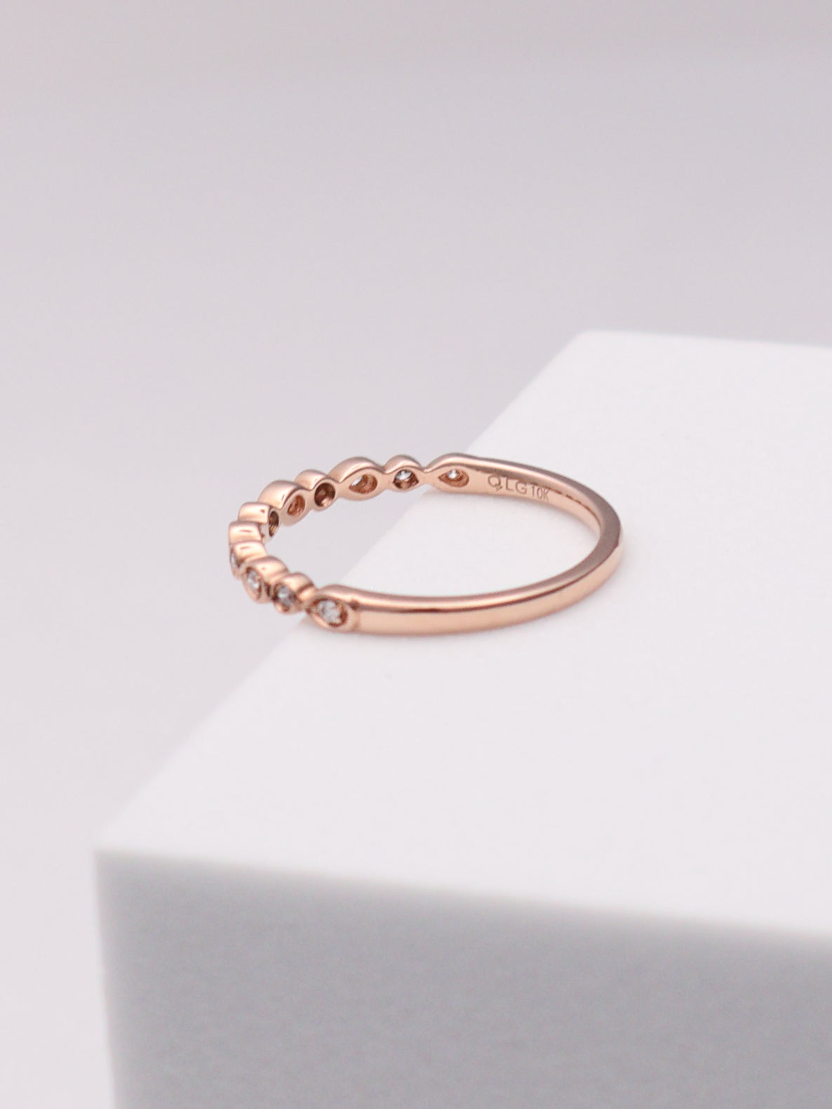 10k RG Diamond Band