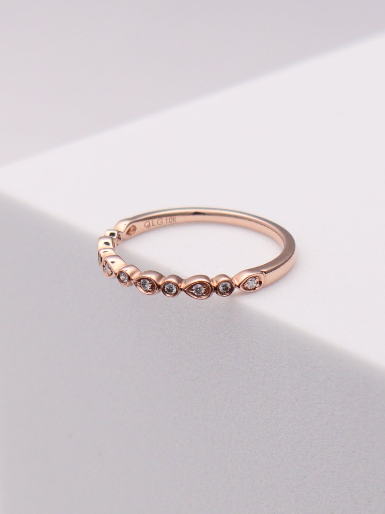 10k RG Diamond Band