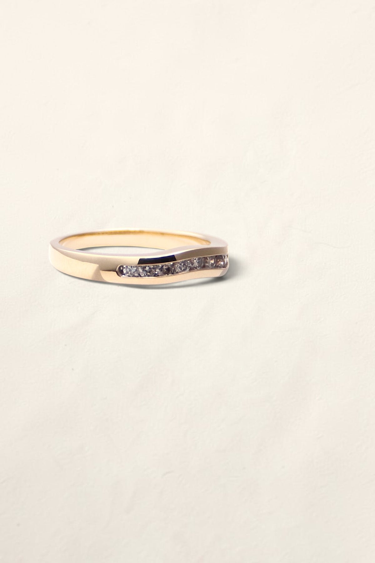 14K Yellow Gold Diamond Band