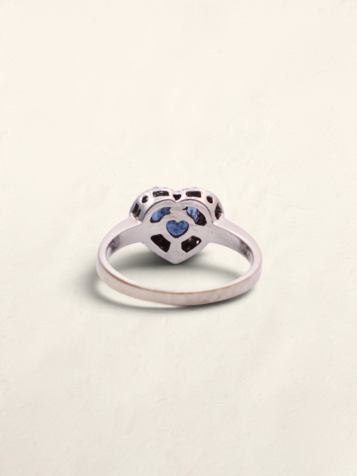 14k White Gold Sapphire Heart & Diamond Ring