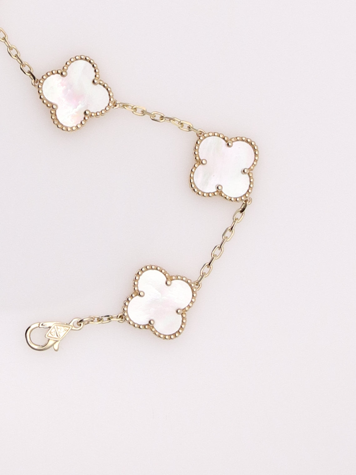 Mother of Pearl Clover Motif Bracelet