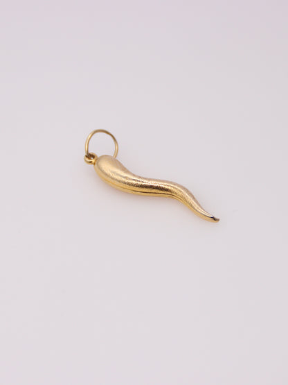 14K Yellow Gold Italian Horn Pendant