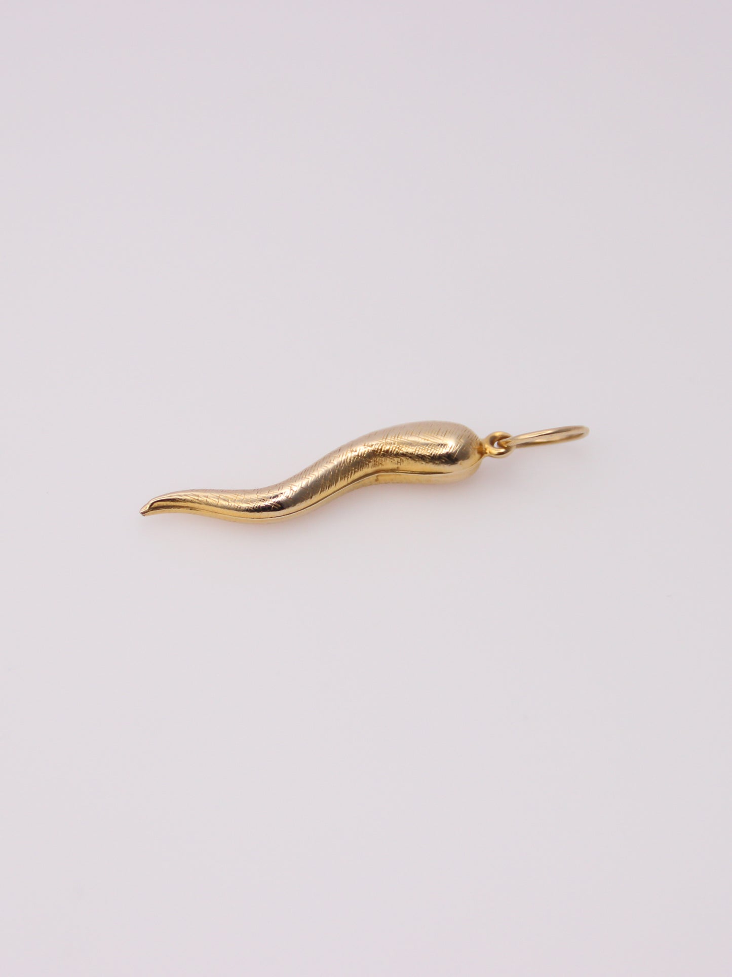 14K Yellow Gold Italian Horn Pendant