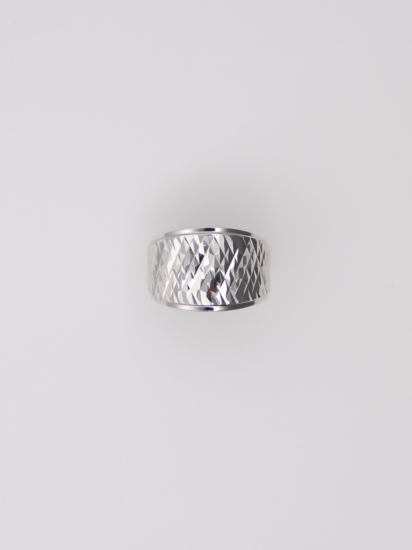 14K White Gold Graduated Chevron Ring