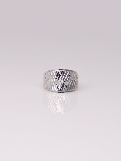 14K White Gold Graduated Chevron Ring