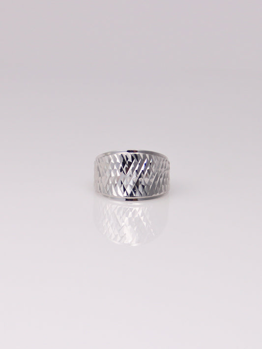 14K White Gold Graduated Chevron Ring