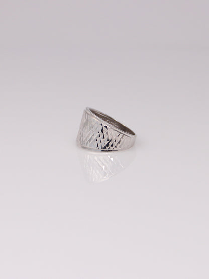 14K White Gold Graduated Chevron Ring
