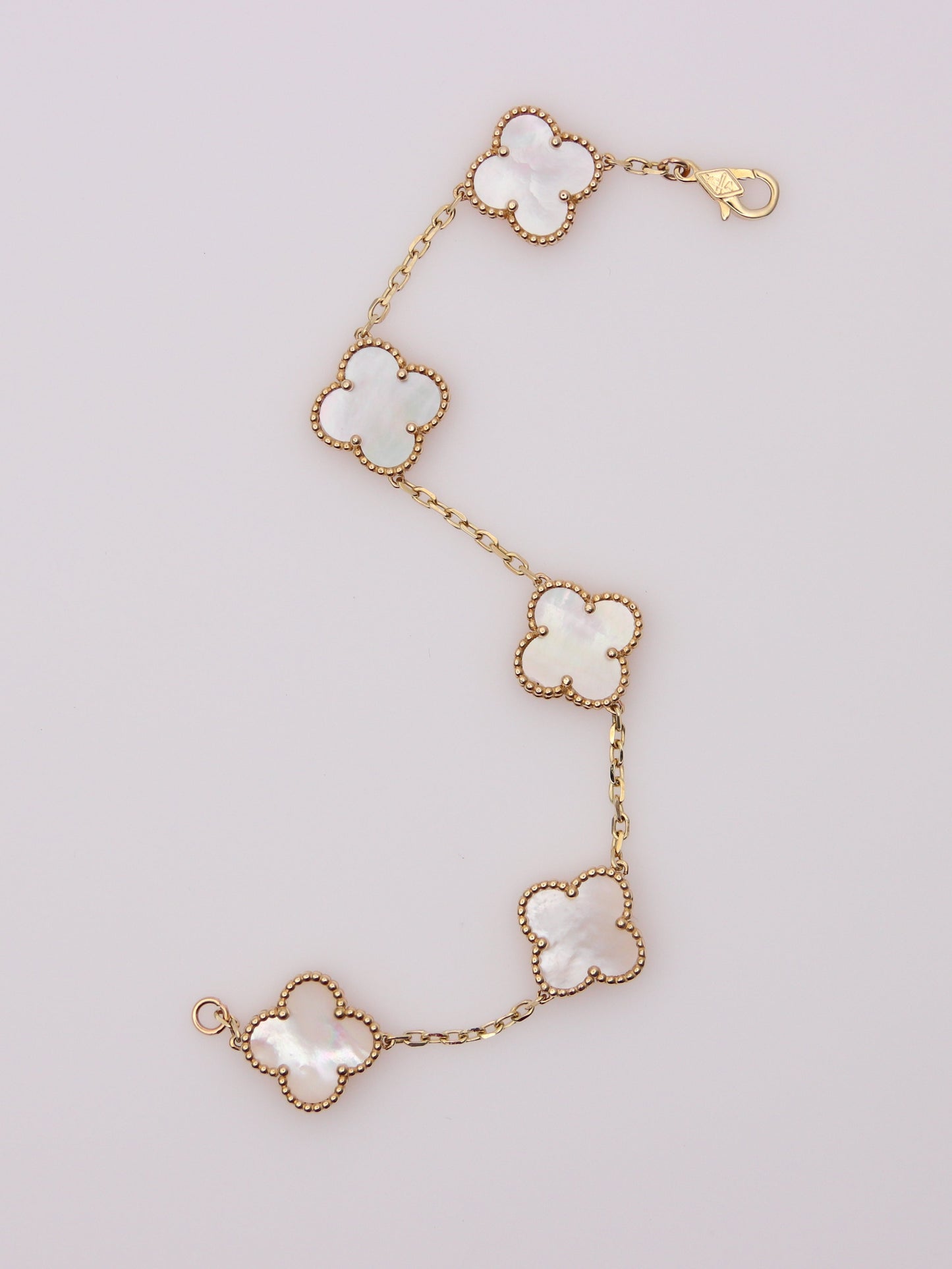 Mother of Pearl Clover Motif Bracelet