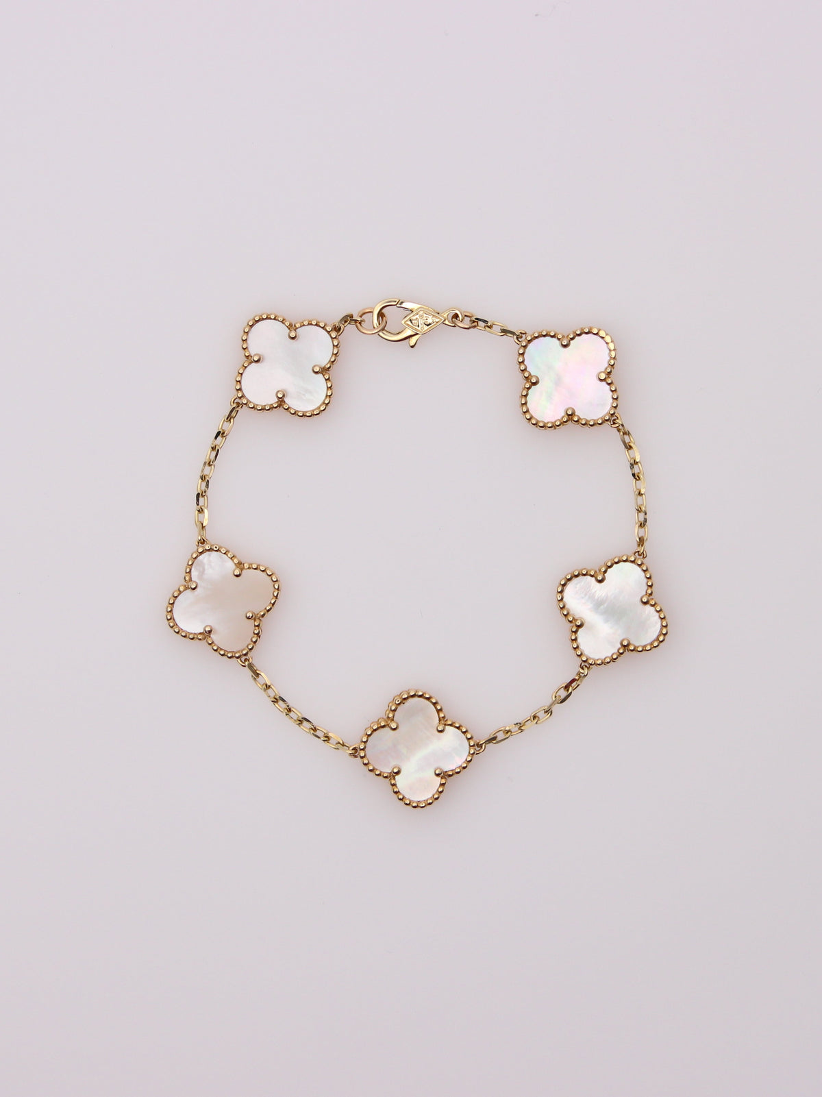 Mother of Pearl Clover Motif Bracelet