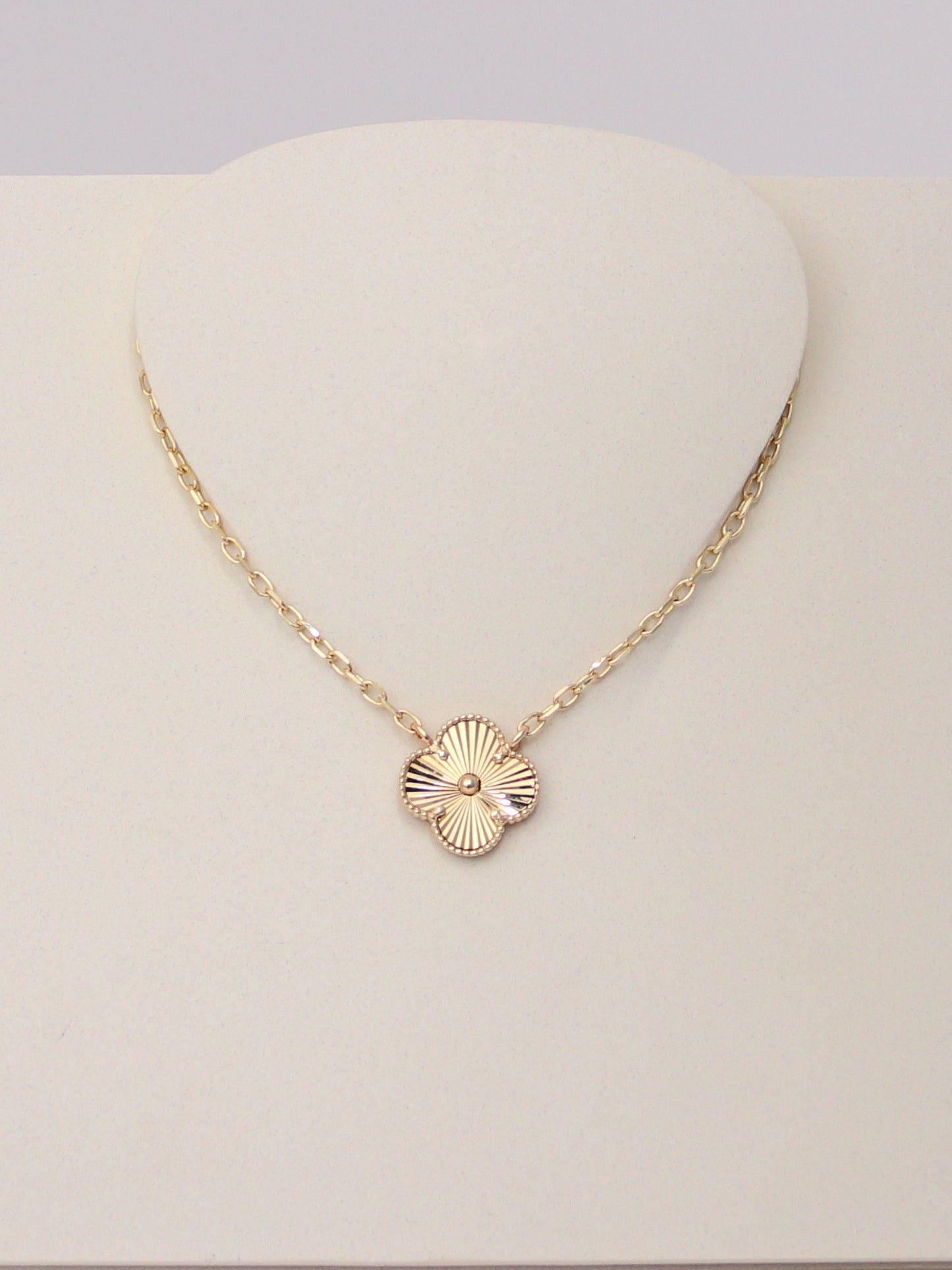 Guilloché Clover Motif Necklace