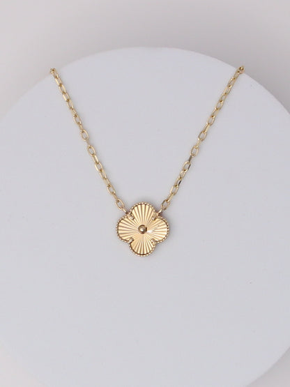 Guilloché Clover Motif Necklace