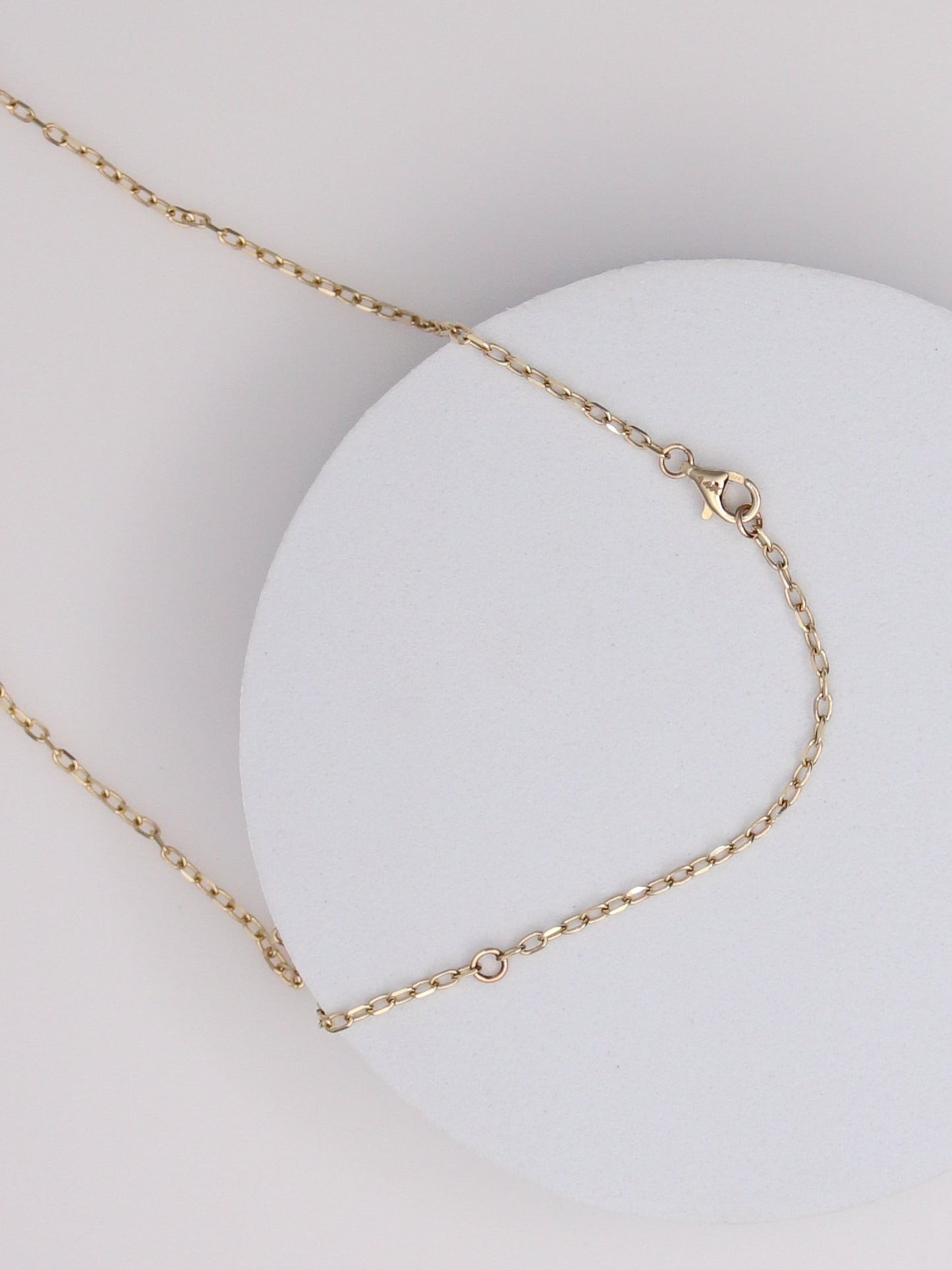 Guilloché Clover Motif Necklace