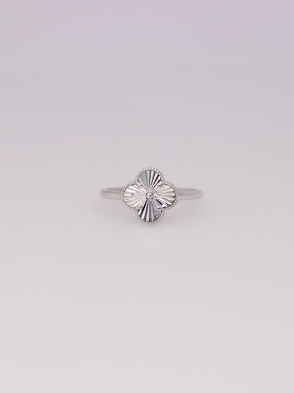 Guilloché Clover Ring