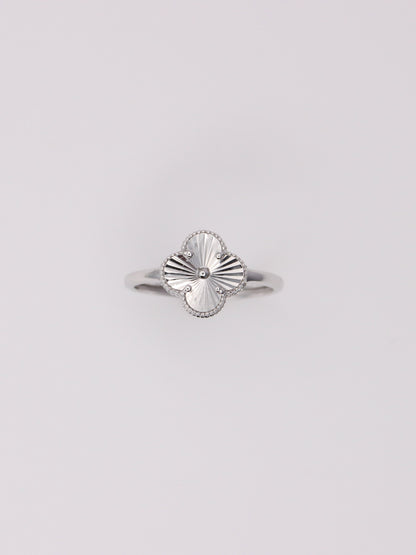 Guilloché Clover Ring