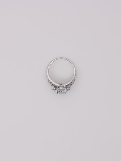 14K White Gold Aquamarine and Diamond Ring