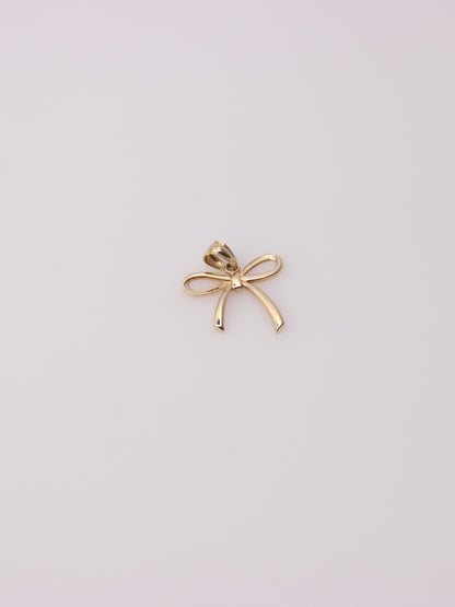 14K Yellow Gold Bow Pendant