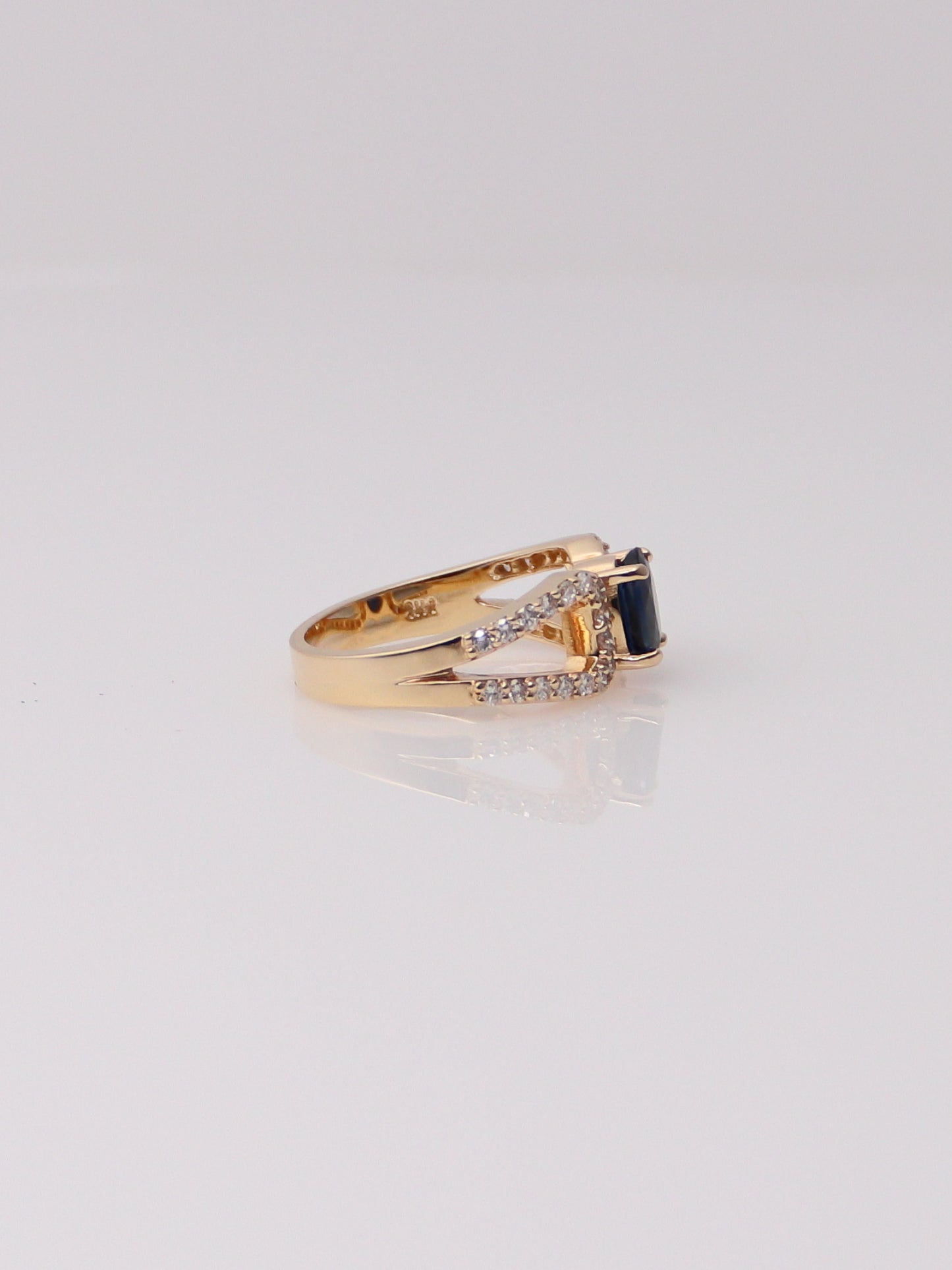 14K Yellow Gold Dark Blue Topaz Diamond Ring