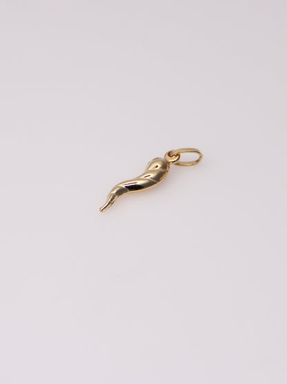 14K Yellow Gold Textured Italian Horn Pendant