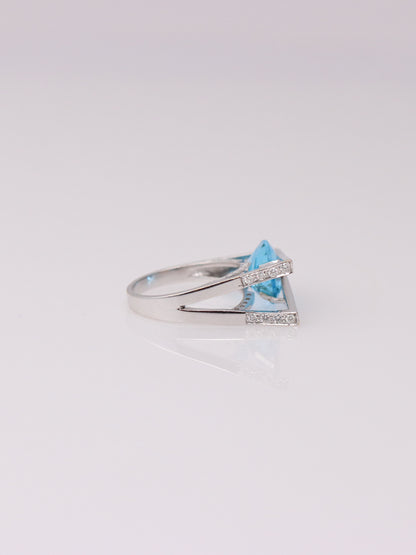 18K White Gold Sky Blue Topaz and Diamond Abstract Ring
