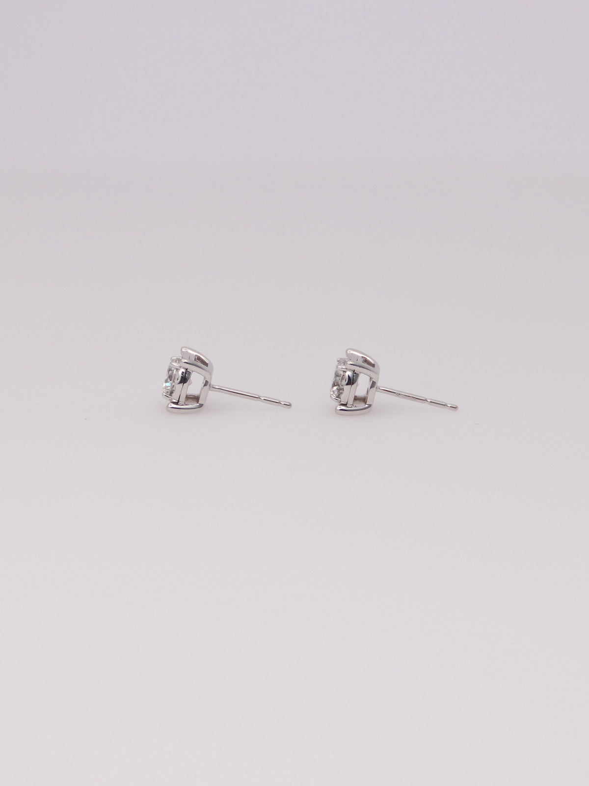10K White Gold Round Diamond Studs