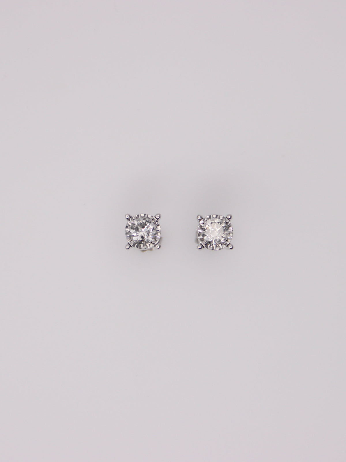10K White Gold Round Diamond Studs