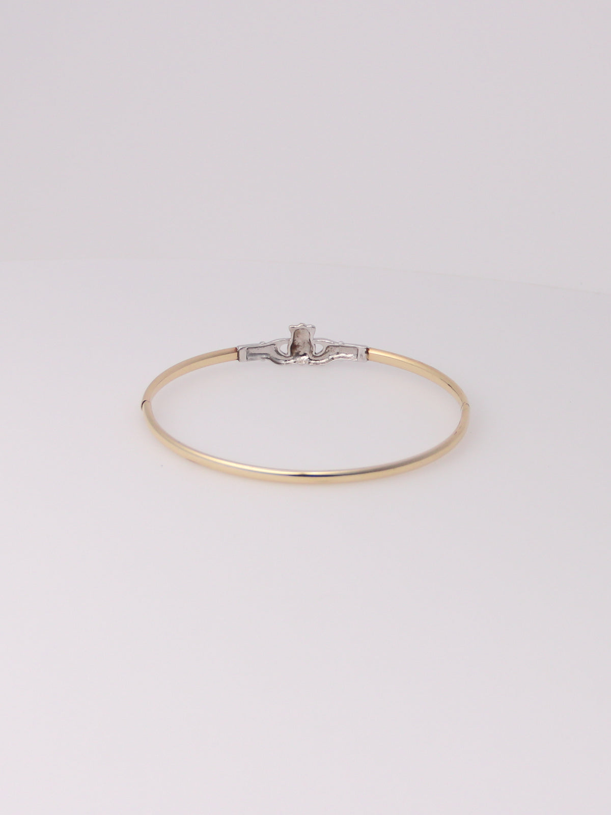10K Two-Tone Claddaugh Bangle