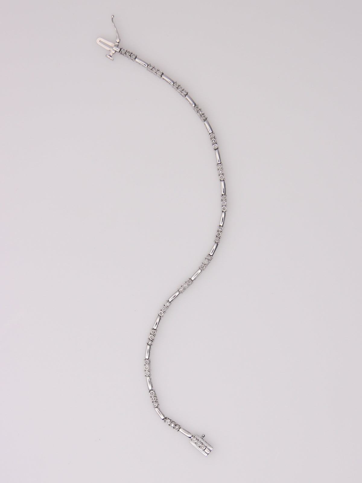 10K White Gold Diamond Link Bracelet
