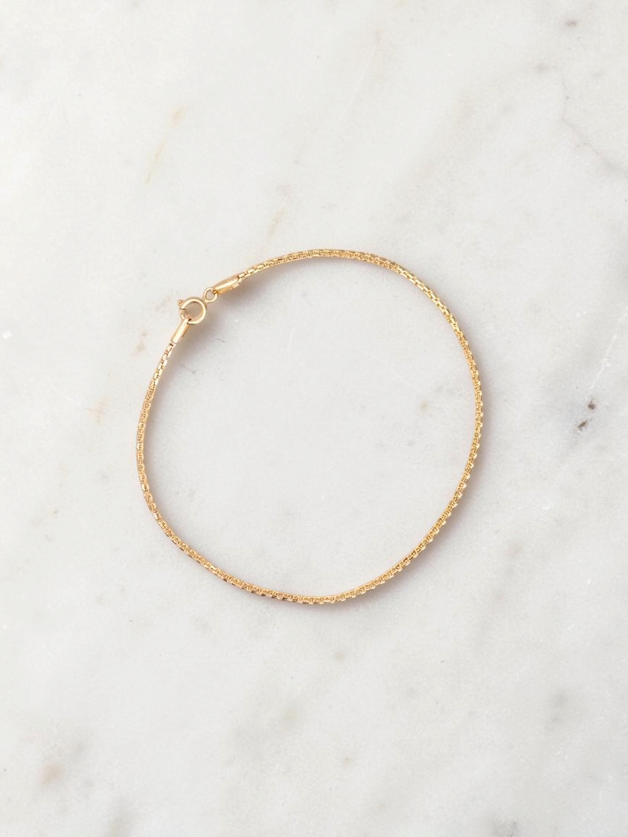 Zafrah 14k yellow gold square rolo chain bracelet, 7 inches long with a delicate 1mm link design.