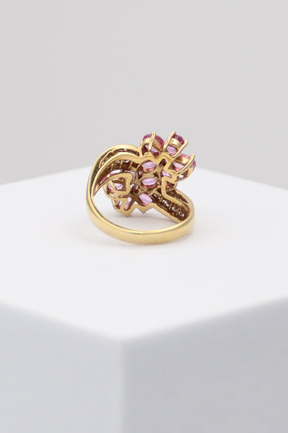 18K Yellow Gold Pink Sapphire Flower Ring with Diamonds